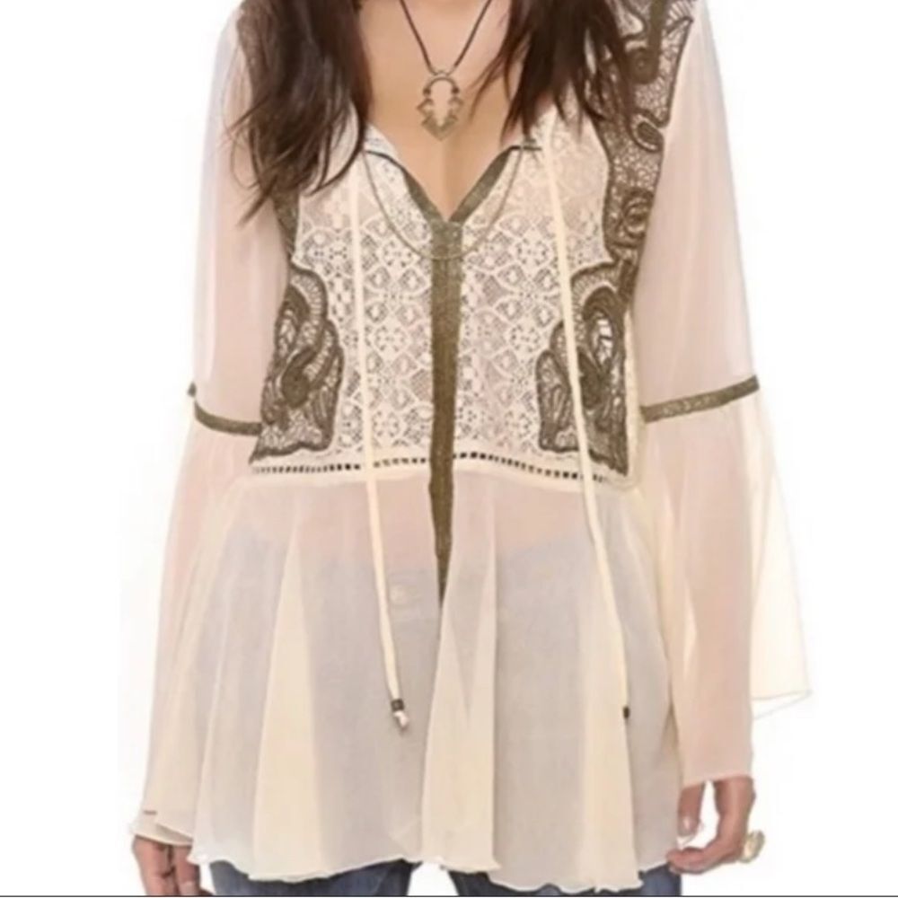 Free People Ivory/ Bronze Golden Moments Bell Sleeve Blouse Size Small FLAWED